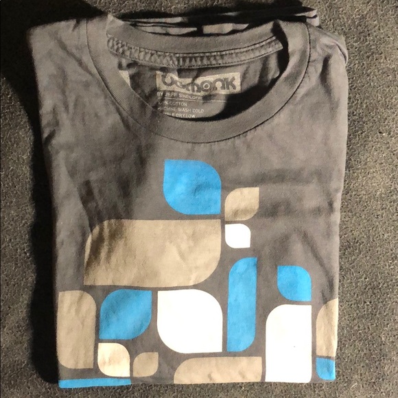 Ugmonk Gray Geometric Graphic Tee - Women’s Large - Picture 2 of 3